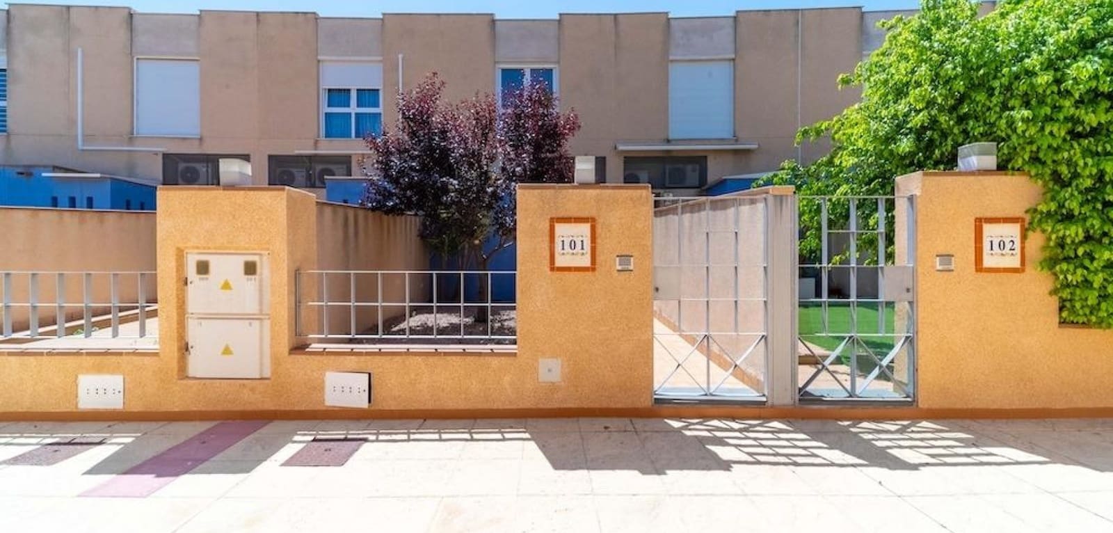3 soveværelse Byhus til salg i Campoamor med swimmingpool - € 450.000 (Ref: 9894896)
