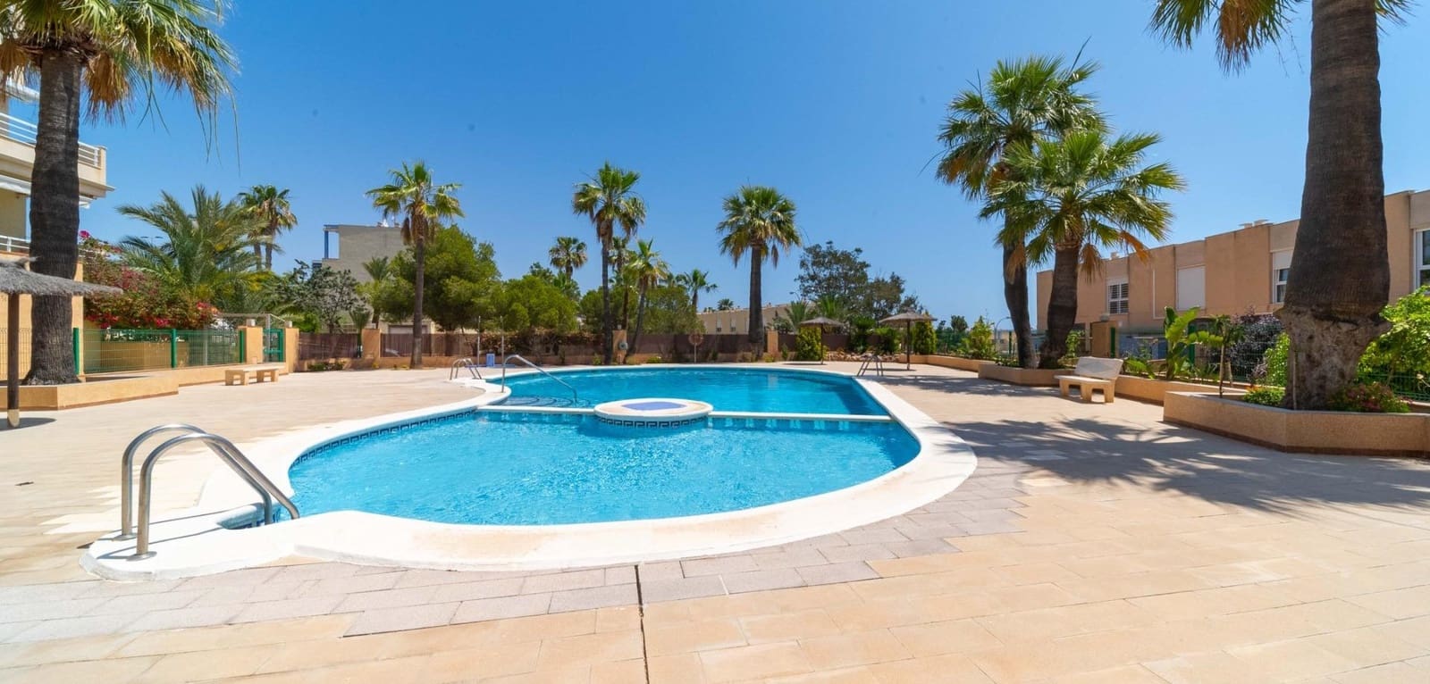 3 bedroom Townhouse for sale in Campoamor with pool - € 450,000 (Ref: 9894896)