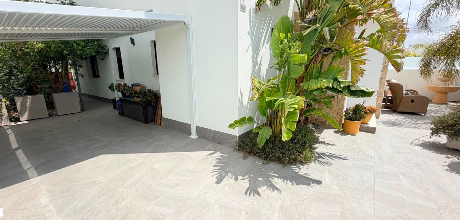3 bedroom Villa for sale in Los Montesinos with pool - € 425,000 (Ref: 9894897)