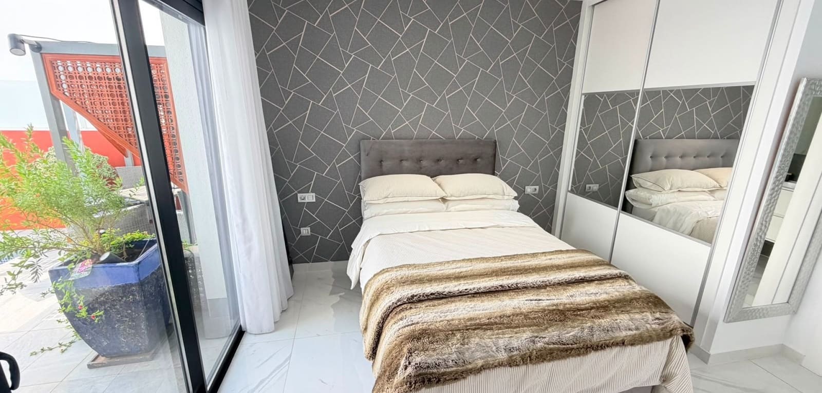 3 bedroom Villa for sale in Los Montesinos with pool - € 425,000 (Ref: 9894897)