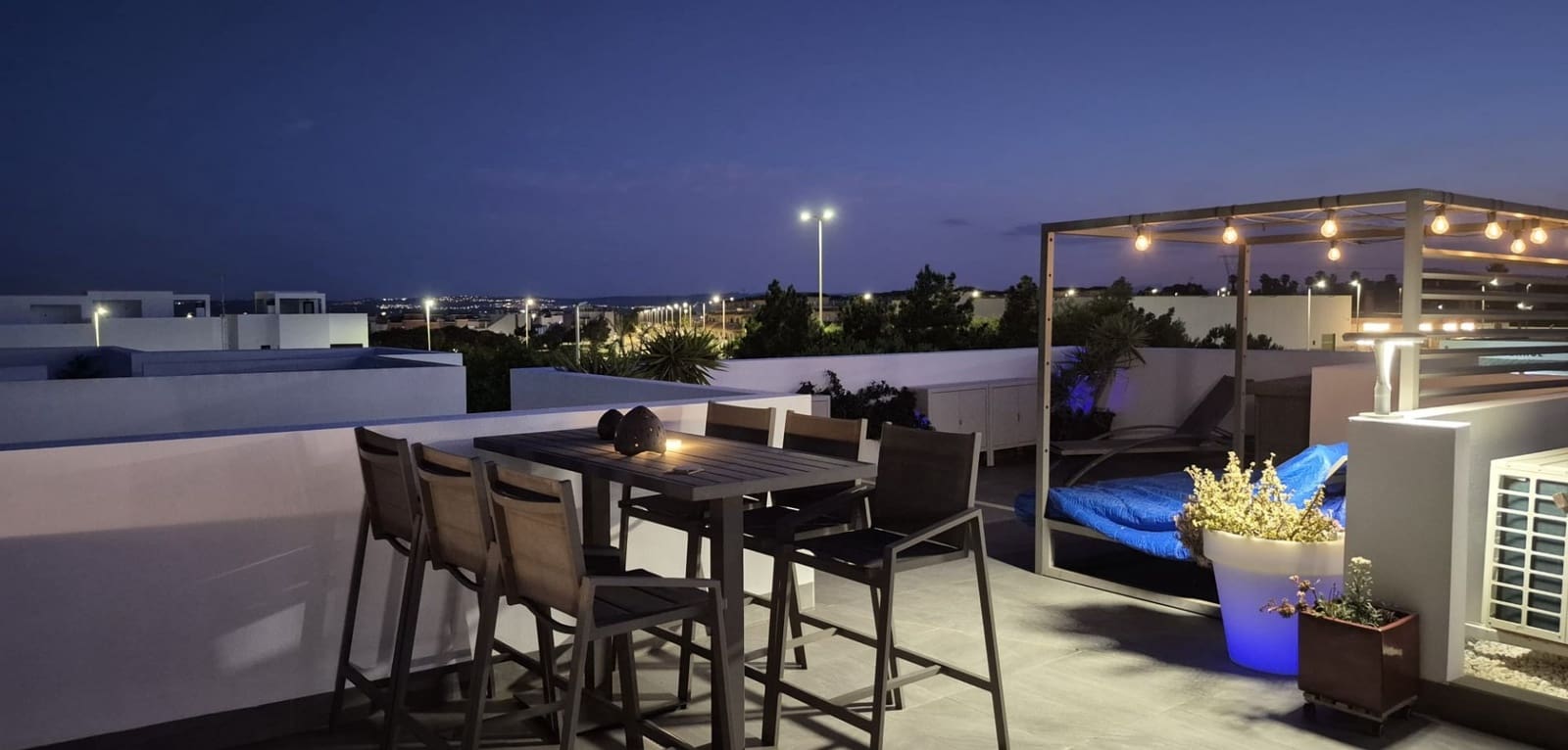 3 bedroom Villa for sale in Los Montesinos with pool - € 425,000 (Ref: 9894897)