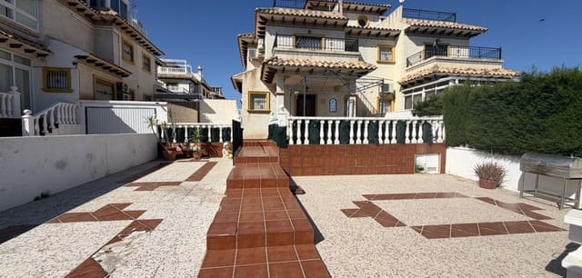 3 quarto Casa em Banda para venda em Playa Flamenca, Orihuela com piscina - 195 000 € (Ref: 9896950)