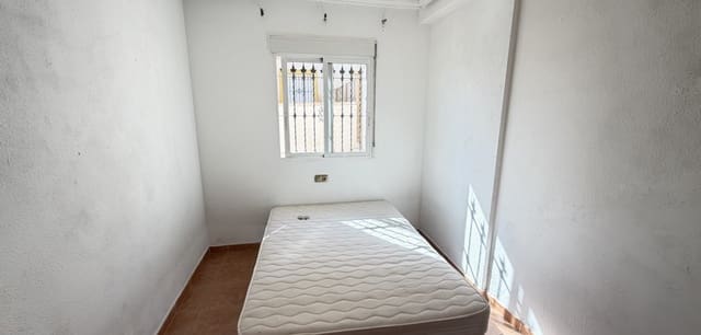 3 quarto Casa em Banda para venda em Playa Flamenca, Orihuela com piscina - 195 000 € (Ref: 9896950)