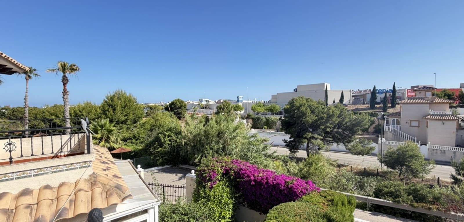 3 quarto Casa em Banda para venda em Playa Flamenca com piscina - 195 000 € (Ref: 9896950)