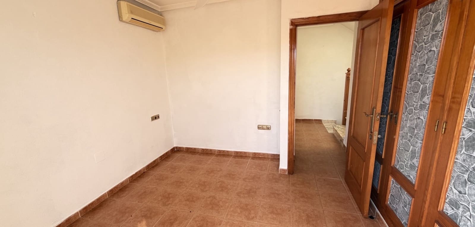 3 quarto Casa em Banda para venda em Playa Flamenca com piscina - 195 000 € (Ref: 9896950)