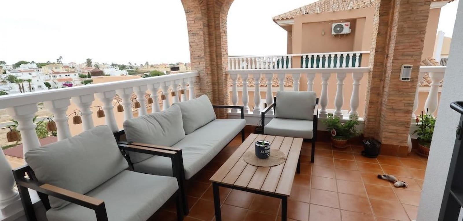 3 soverom Villa til salgs i San Miguel de Salinas med svømmebasseng - € 395 000 (Ref: 9896951)