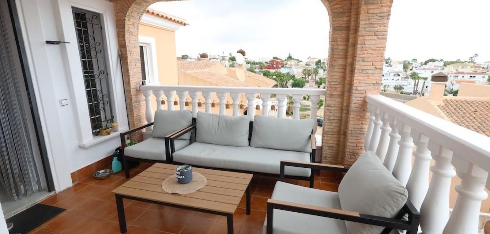 3 soverom Villa til salgs i San Miguel de Salinas med svømmebasseng - € 395 000 (Ref: 9896951)