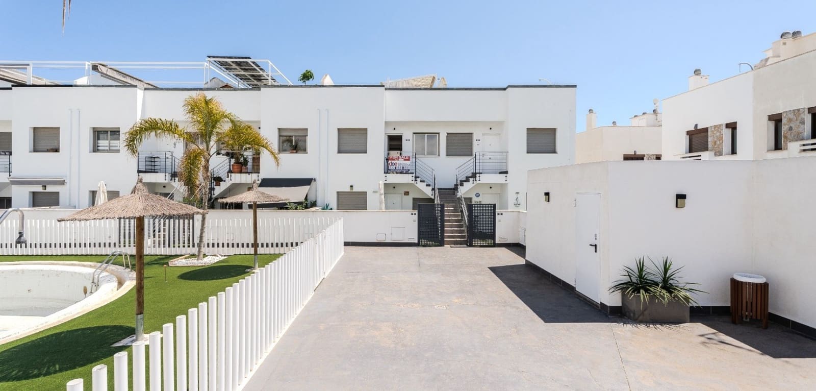 2 quarto Apartamento para venda em Torre de la Horadada com piscina - 224 000 € (Ref: 9901998)