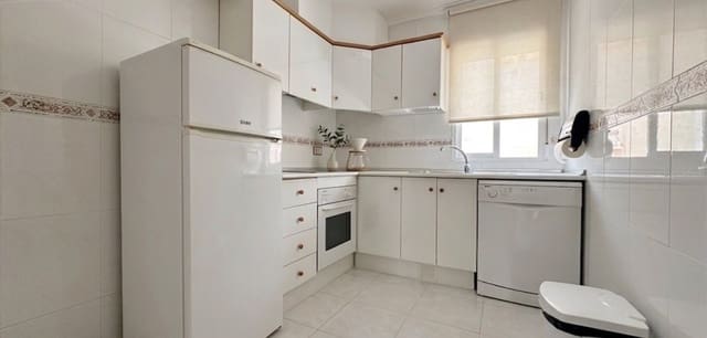3 sovrum Lägenhet till salu i Playa Flamenca, Orihuela med pool - 179 000 € (Ref: 9901999)