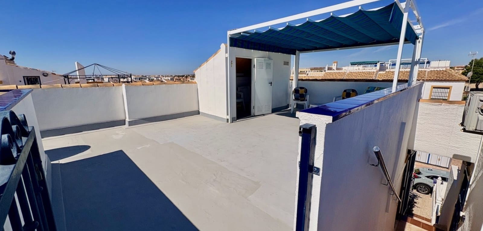 3 soveværelse Lejlighed til salg i Playa Flamenca med swimmingpool - € 179.000 (Ref: 9901999)