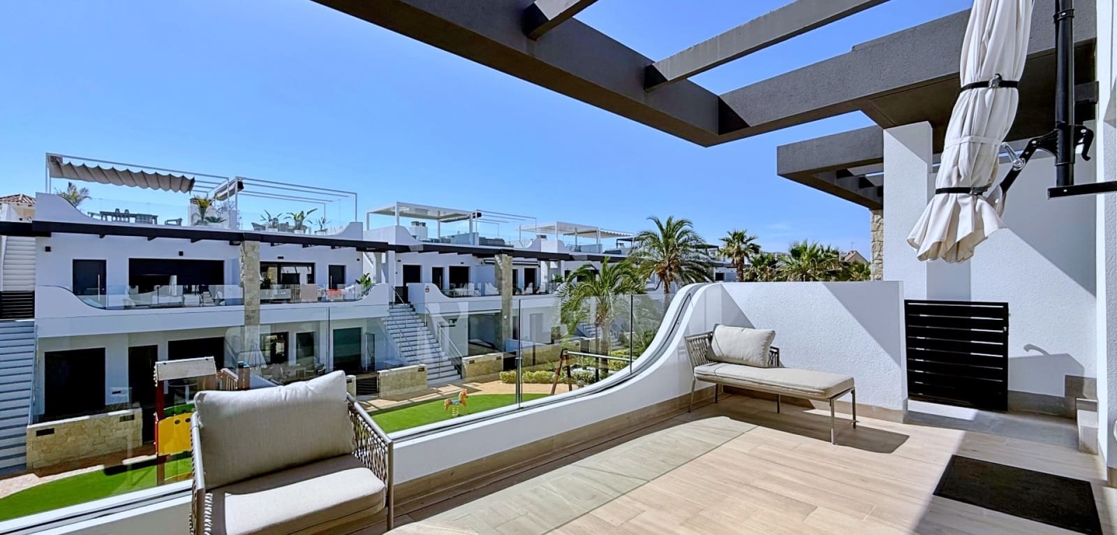 2 bedroom Apartment for sale in Orihuela Costa - € 379,000 (Ref: 9908807)