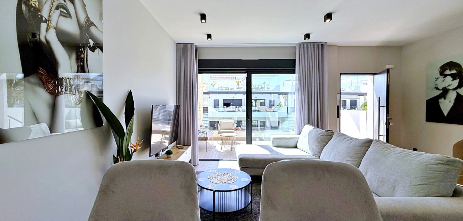 2 bedroom Apartment for sale in Orihuela Costa - € 379,000 (Ref: 9908807)