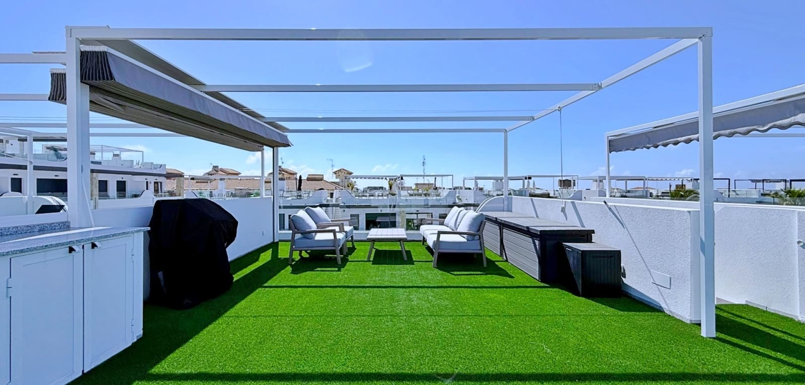 2 bedroom Apartment for sale in Orihuela Costa - € 379,000 (Ref: 9908807)