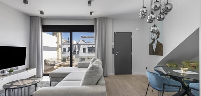 2 slaapkamer Appartement te koop in Punta Prima, Orihuela met zwembad garage - € 349.900 (Ref: 9908807)