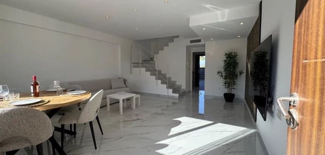 2 Zimmer Haus zu verkaufen in Nueva Torrevieja - Aguas Nuevas, Torrevieja - 298.000 € (Ref: 9910012)