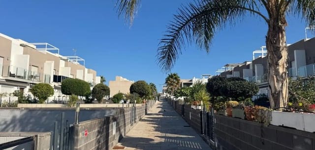 2 Zimmer Haus zu verkaufen in Nueva Torrevieja - Aguas Nuevas, Torrevieja - 298.000 € (Ref: 9910012)