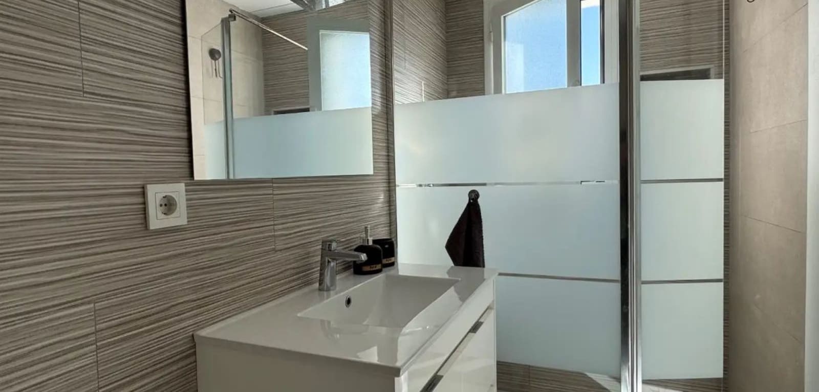 2 soveværelse Byhus til salg i Torrevieja med swimmingpool garage - € 298.000 (Ref: 9910012)
