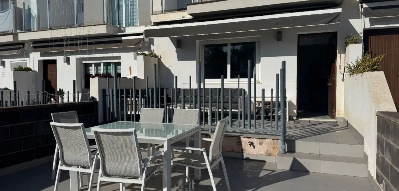 2 soveværelse Byhus til salg i Torrevieja med swimmingpool garage - € 298.000 (Ref: 9910012)
