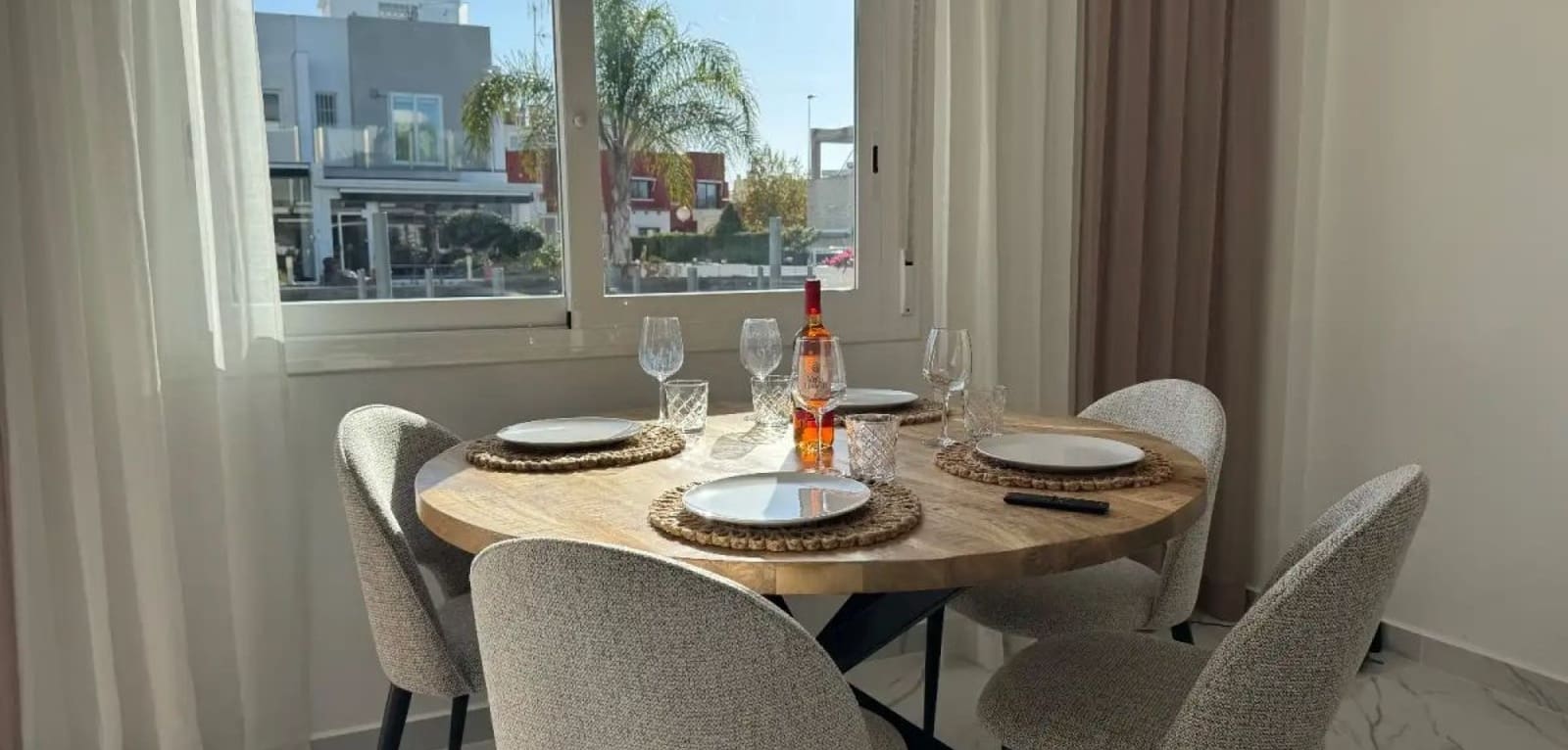 2 soveværelse Byhus til salg i Torrevieja med swimmingpool garage - € 298.000 (Ref: 9910012)