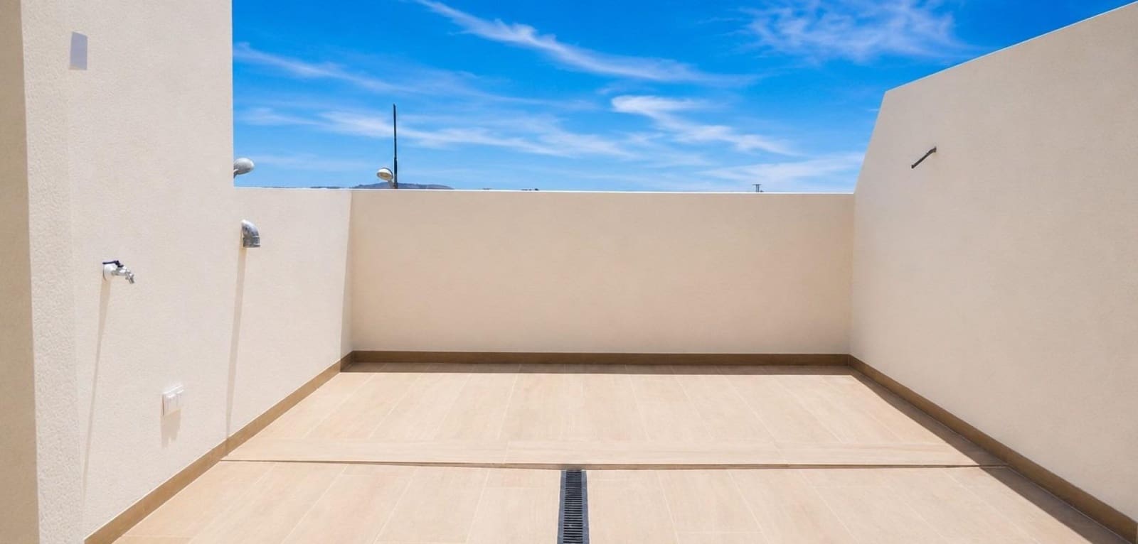 2 soveværelse Byhus til salg i Dolores med swimmingpool - € 269.000 (Ref: 9915140)