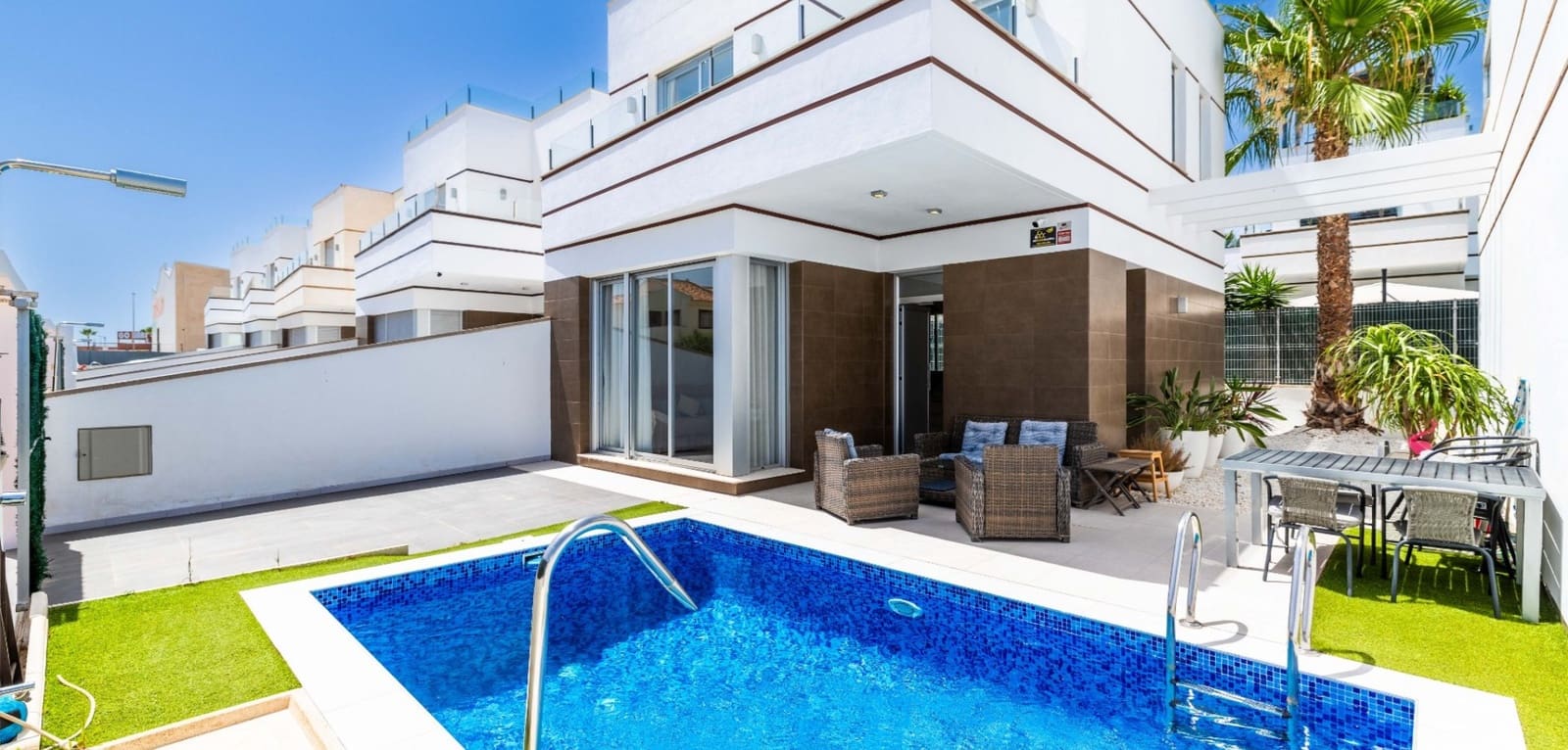 3 sovrum Villa till salu i Ciudad Quesada med pool - 399 000 € (Ref: 9917611)