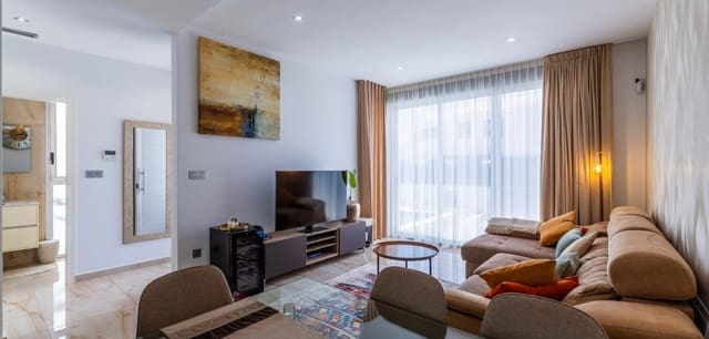 3 soveværelse Villa til salg i Ciudad Quesada, Rojales med swimmingpool - € 399.000 (Ref: 9917611)