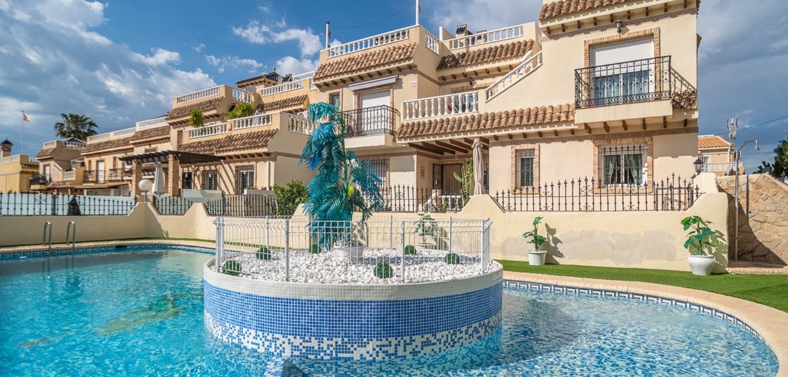 2 Zimmer Apartment zu verkaufen in Orihuela Costa mit Pool - 189.500 € (Ref: 9921590)