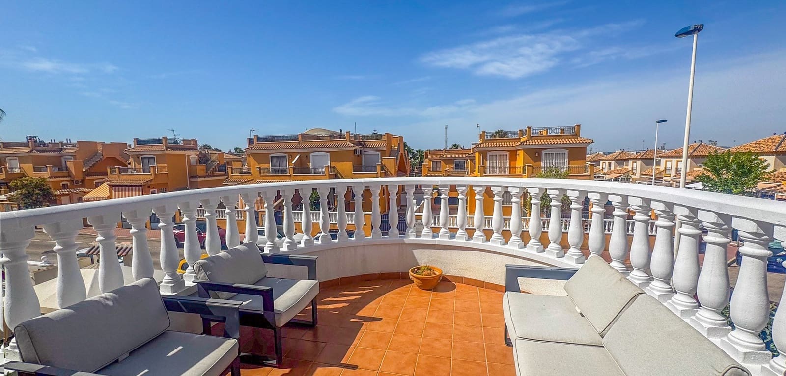 2 bedroom Townhouse for sale in Aguas Nuevas with pool - € 179,000 (Ref: 9927907)