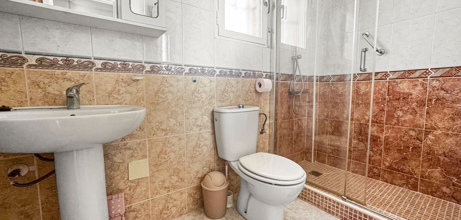2 bedroom Townhouse for sale in Aguas Nuevas with pool - € 179,000 (Ref: 9927907)
