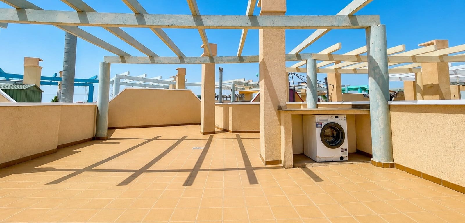 2 bedroom Apartment for sale in La Zenia with garage - € 239,900 (Ref: 9932358)