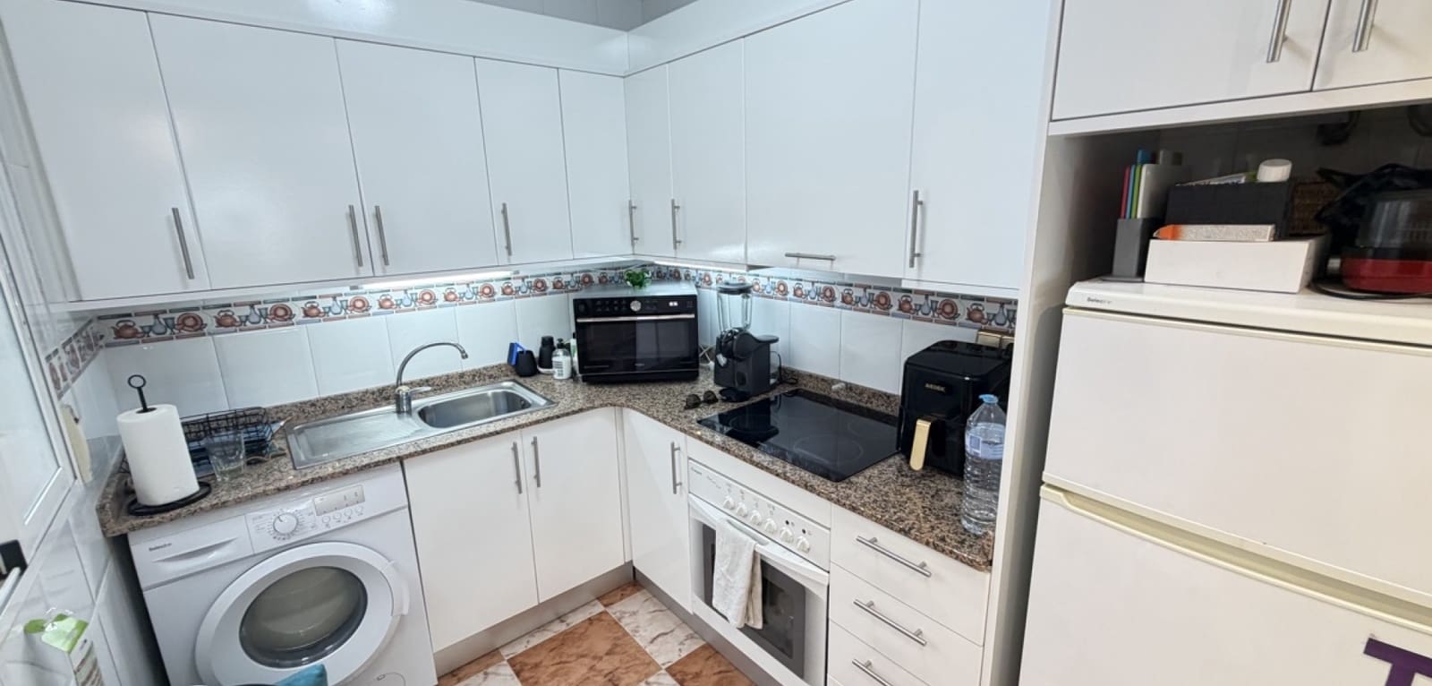 2 bedroom Apartment for sale in La Zenia with pool - € 225,000 (Ref: 9934810)