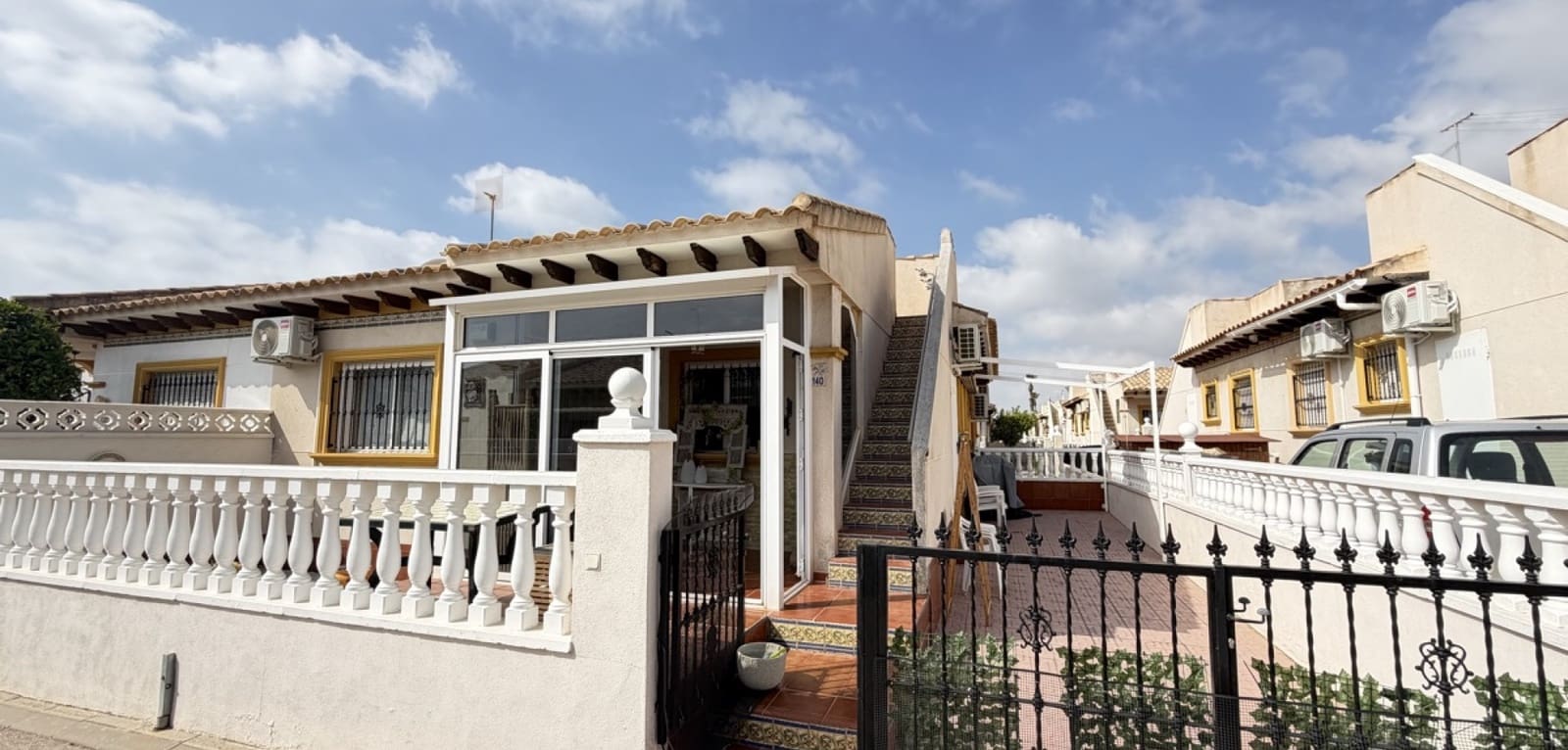 2 bedroom Apartment for sale in La Zenia with pool - € 225,000 (Ref: 9934810)