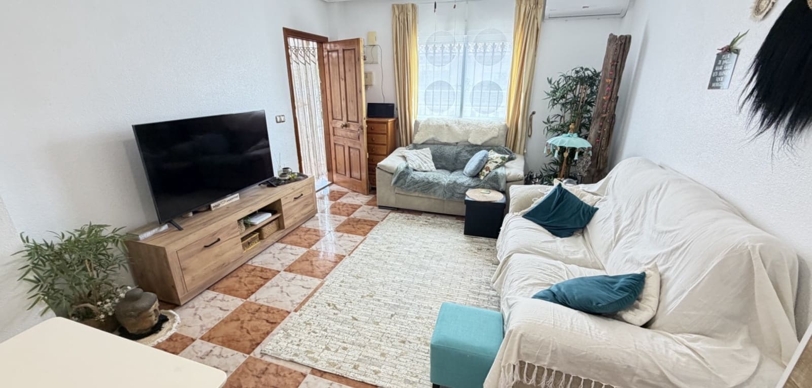 2 bedroom Apartment for sale in La Zenia with pool - € 225,000 (Ref: 9934810)