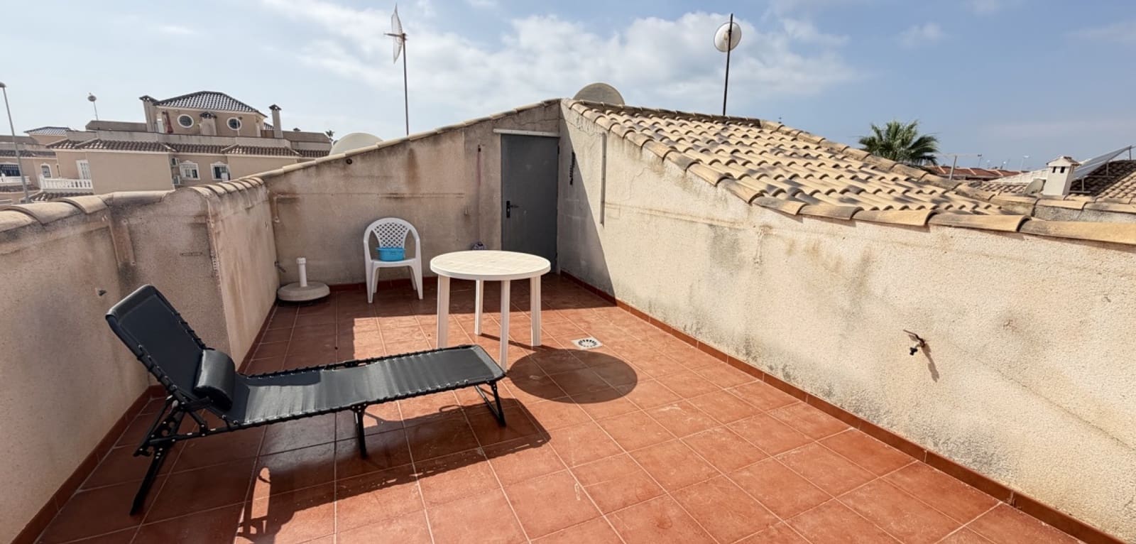 2 bedroom Apartment for sale in La Zenia with pool - € 225,000 (Ref: 9934810)