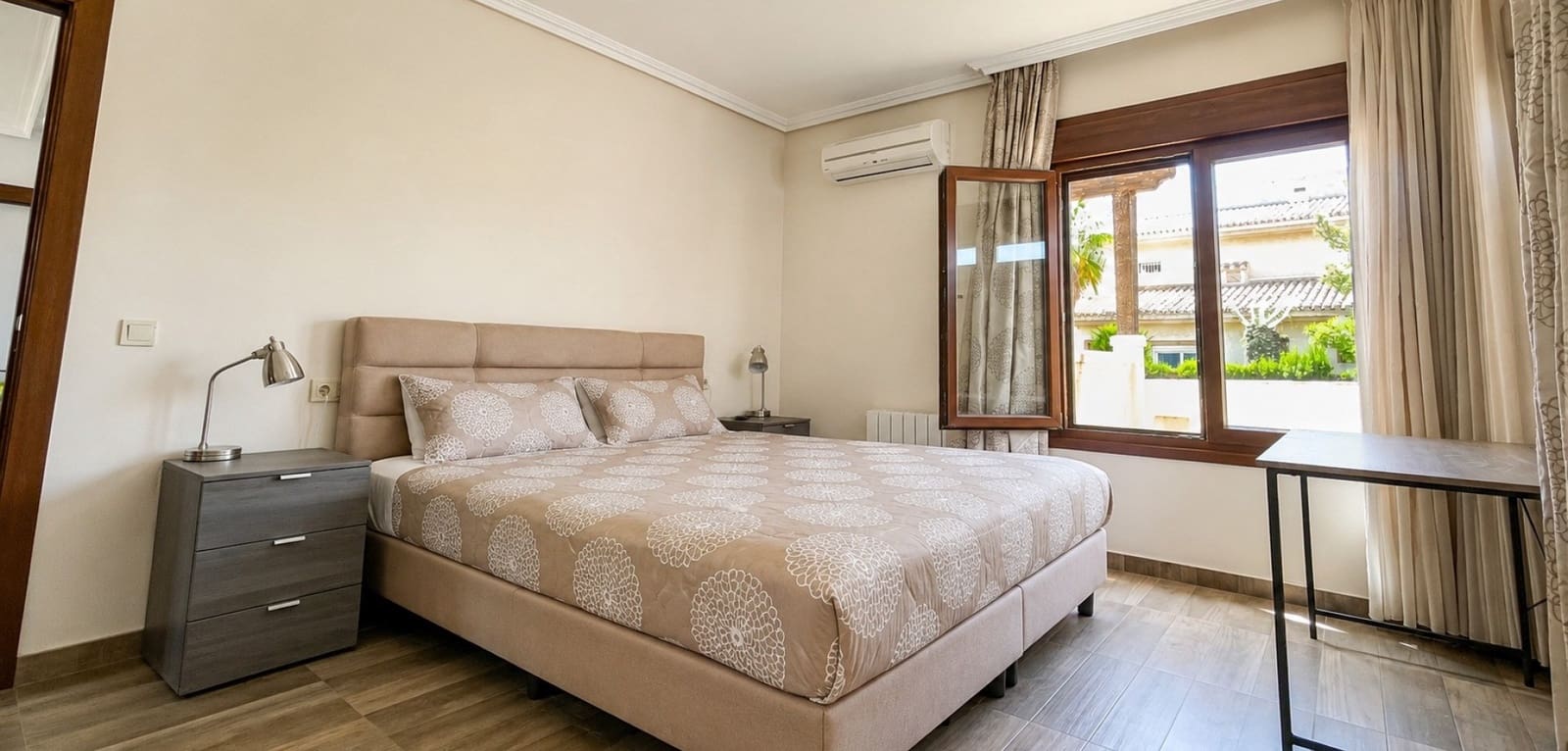 3 bedroom Villa for sale in La Zenia with pool garage - € 799,900 (Ref: 9935369)