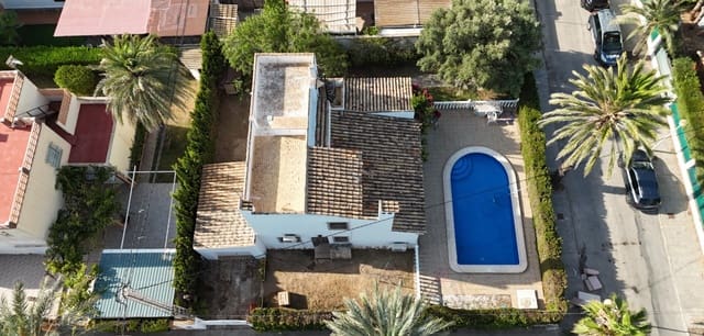 4 soverom Villa til salgs i Cabo Roig, Orihuela med svømmebasseng - € 699 000 (Ref: 9936697)