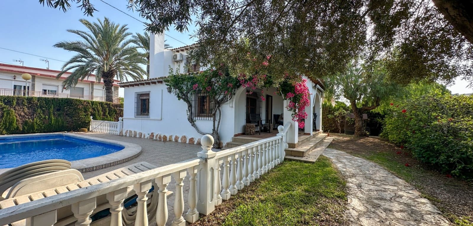 4 soverom Villa til salgs i Cabo Roig med svømmebasseng - € 699 000 (Ref: 9936697)