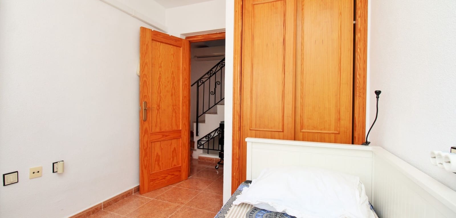 3 bedroom Townhouse for sale in Los Altos with pool - € 269,000 (Ref: 9936698)