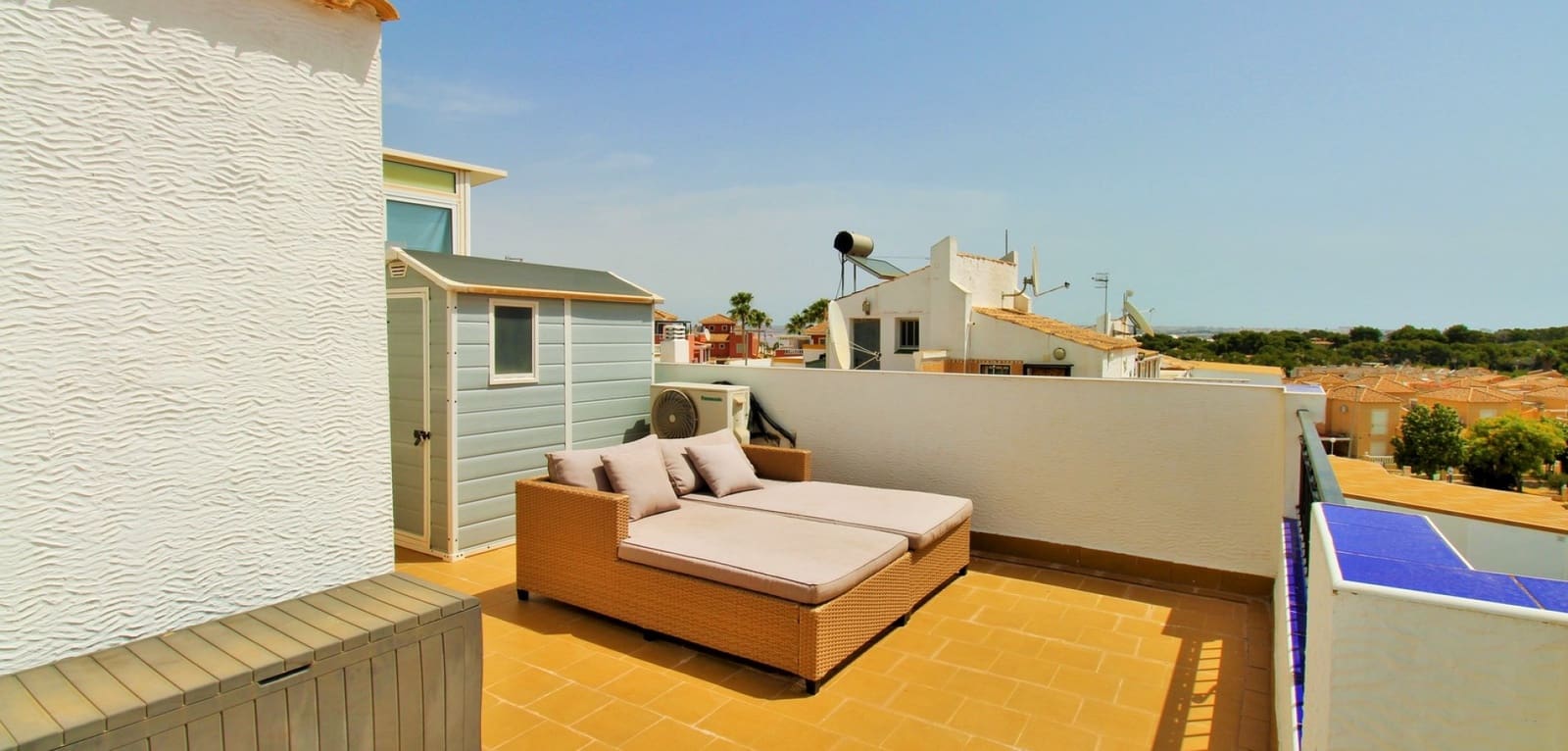 3 bedroom Townhouse for sale in Los Altos with pool - € 269,000 (Ref: 9936698)
