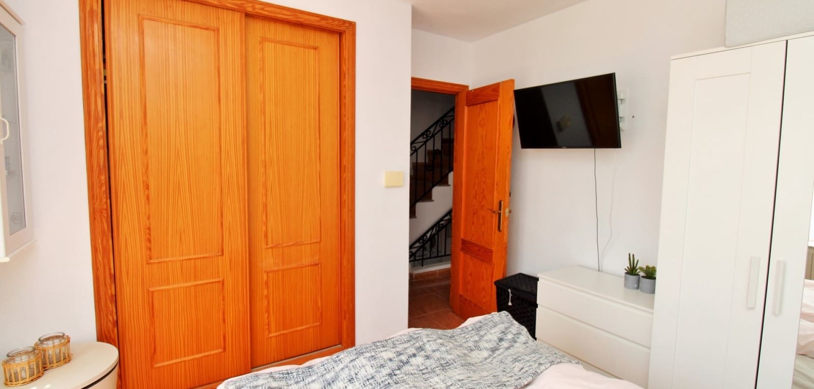 3 bedroom Townhouse for sale in Los Altos with pool - € 269,000 (Ref: 9936698)