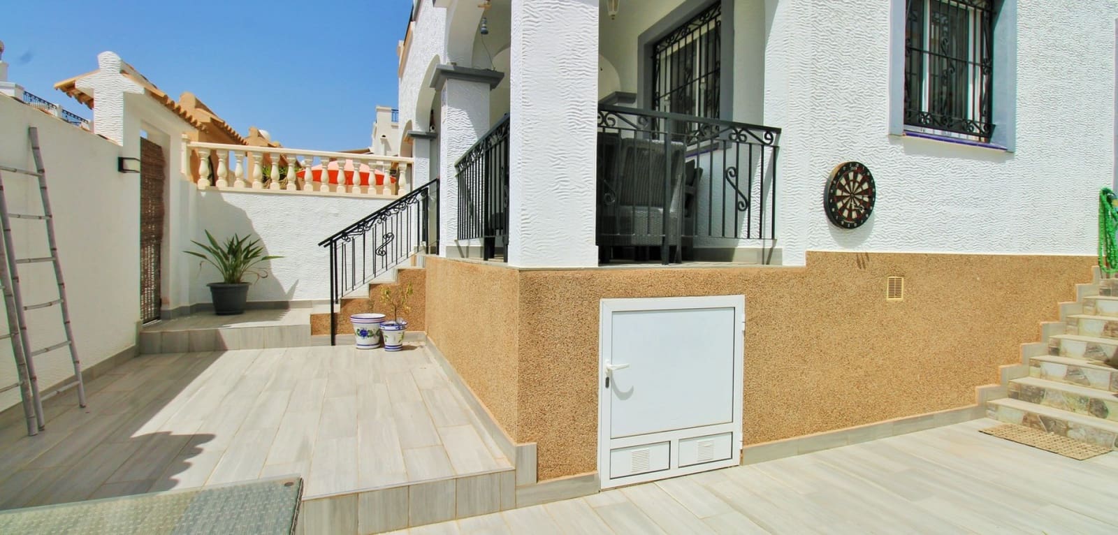 3 bedroom Townhouse for sale in Los Altos with pool - € 269,000 (Ref: 9936698)