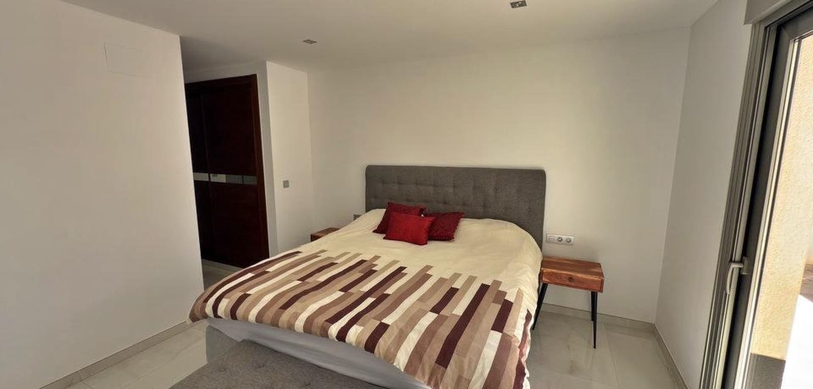 5 chambre Villa/Maison à vendre à Villamartin - 840 000 € (Ref: 9937133)