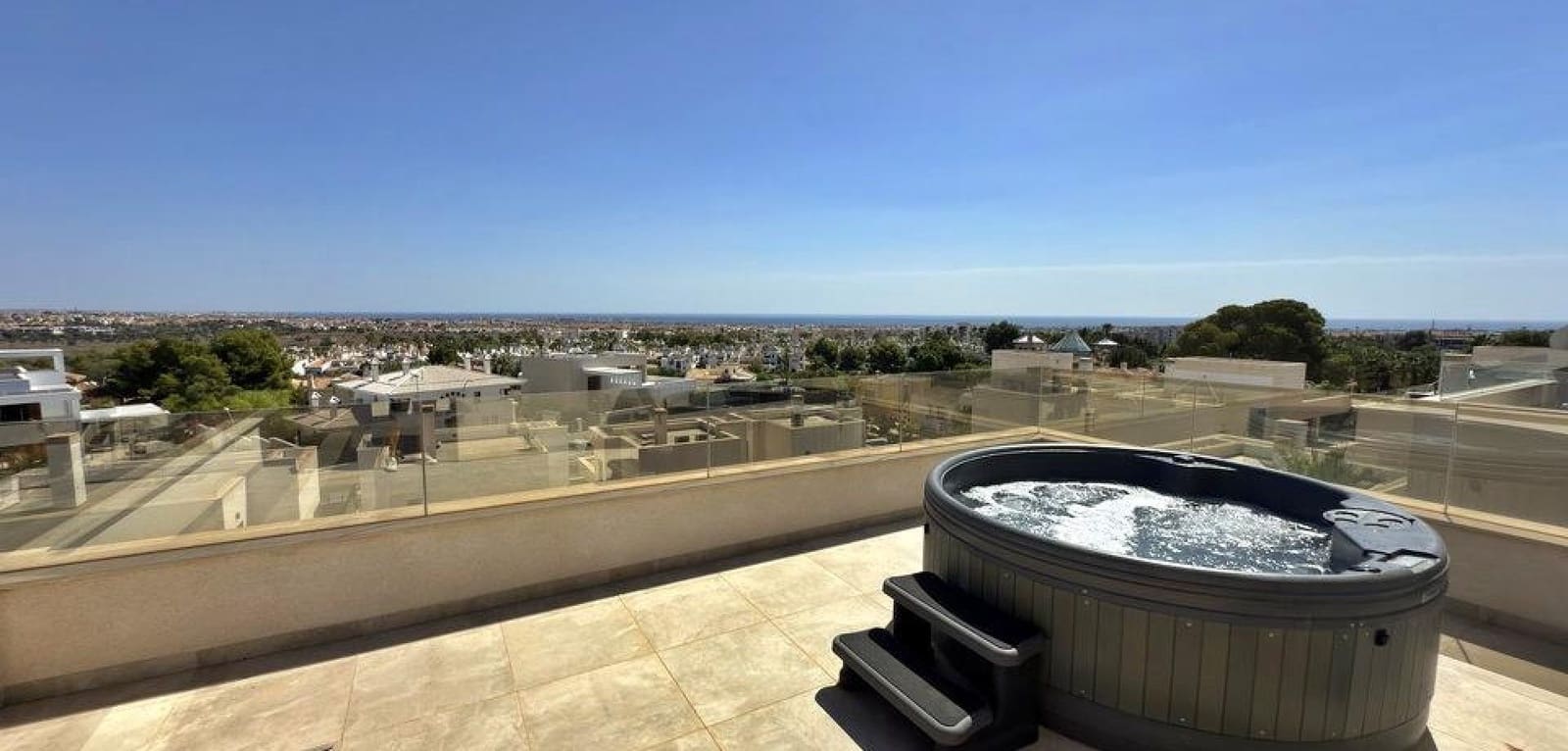 5 chambre Villa/Maison à vendre à Villamartin - 840 000 € (Ref: 9937133)