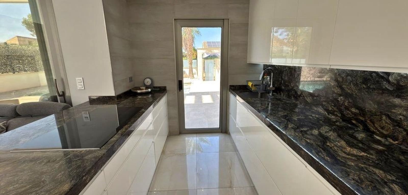 5 chambre Villa/Maison à vendre à Villamartin - 840 000 € (Ref: 9937133)