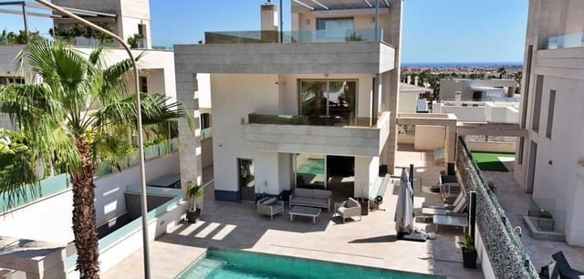5 soverom Villa til salgs i Villamartin, Orihuela - € 840 000 (Ref: 9937133)