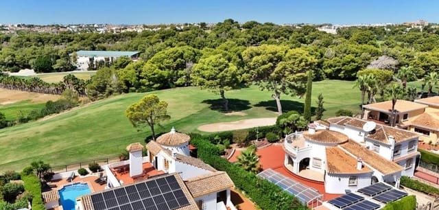 5 soverom Villa til salgs i Villamartin, Orihuela - € 840 000 (Ref: 9937133)