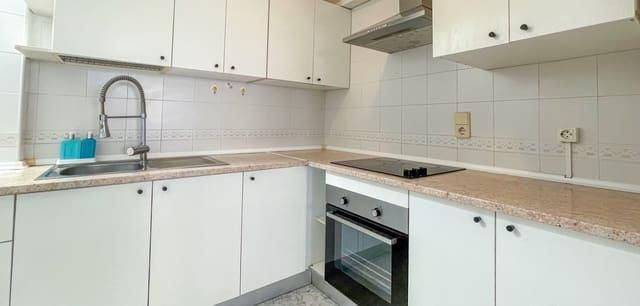2 quarto Bungalow para venda em Playa Flamenca, Orihuela com piscina garagem - 164 900 € (Ref: 9939017)