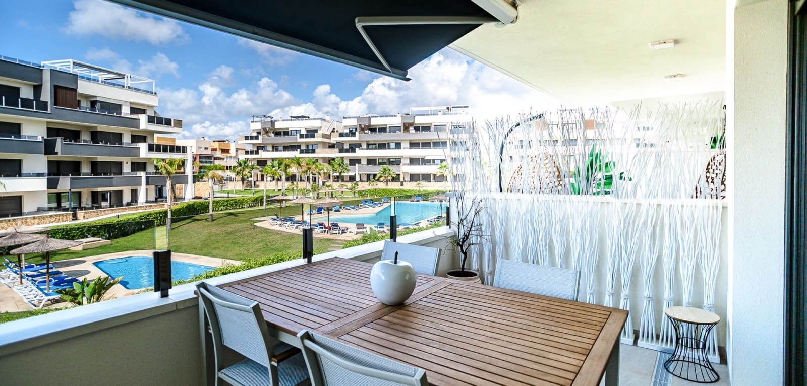 2 chambre Appartement à vendre à Torrevieja avec piscine - 350 000 € (Ref: 9944343)