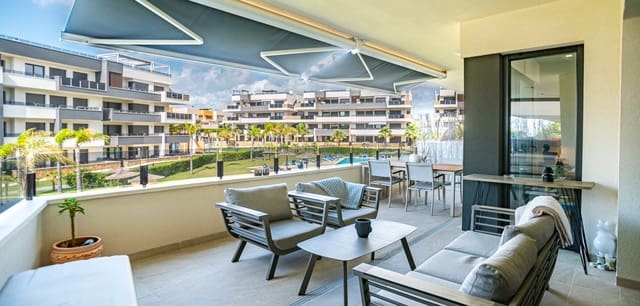 2 sovrum Lägenhet till salu i Torrevieja med pool - 350 000 € (Ref: 9944343)
