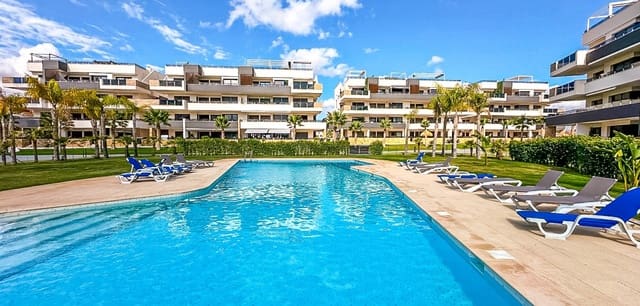 2 sovrum Lägenhet till salu i Torrevieja med pool - 350 000 € (Ref: 9944343)